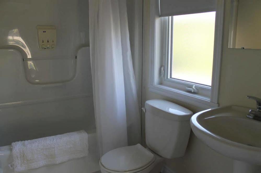 Mackenzie House B&B By Elevate Rooms 포트혹스베리 외부 사진